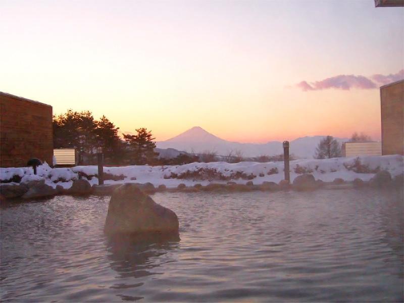 Отель Yatsugatake Izumiso Хокуто Экстерьер фото